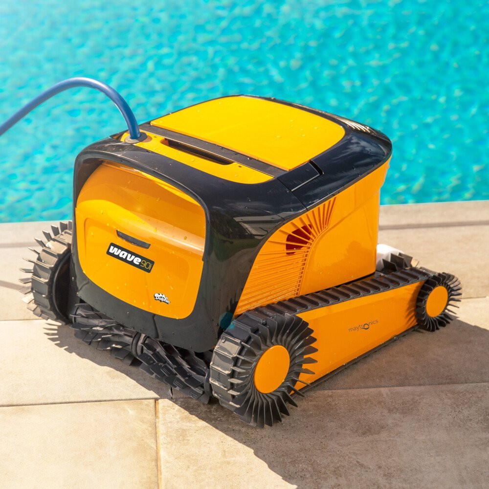 Product Image 1 - DOLPHIN WAVE 90i POOL CLEANER