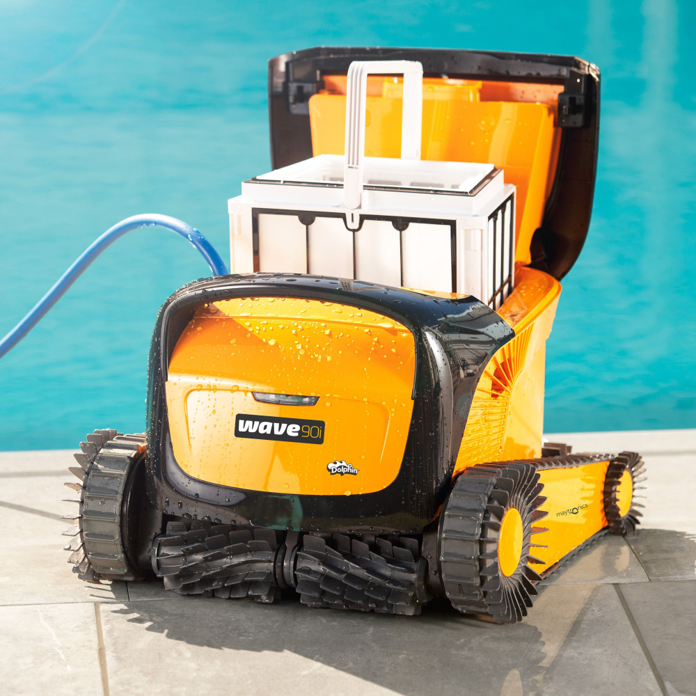 Product Image 4 - DOLPHIN WAVE 90i POOL CLEANER