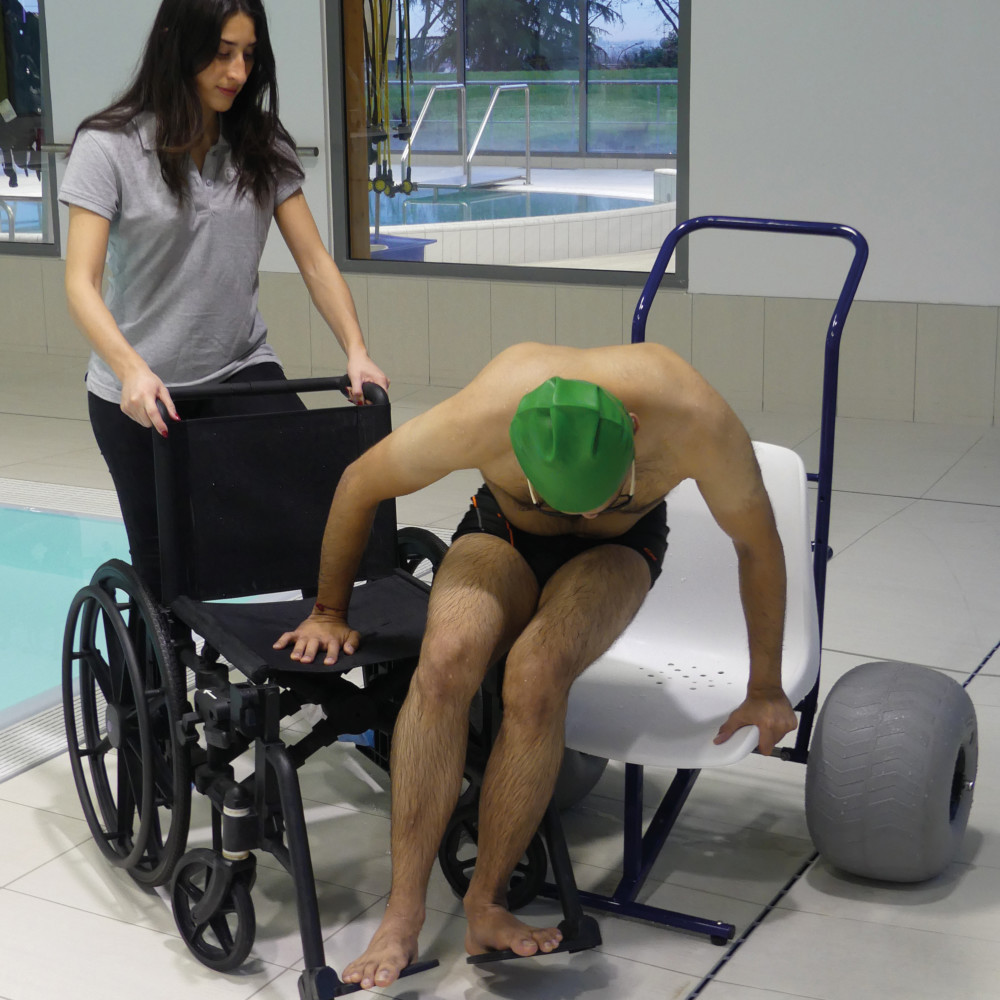 Product Image 2 - FLOATING WHEELCHAIR